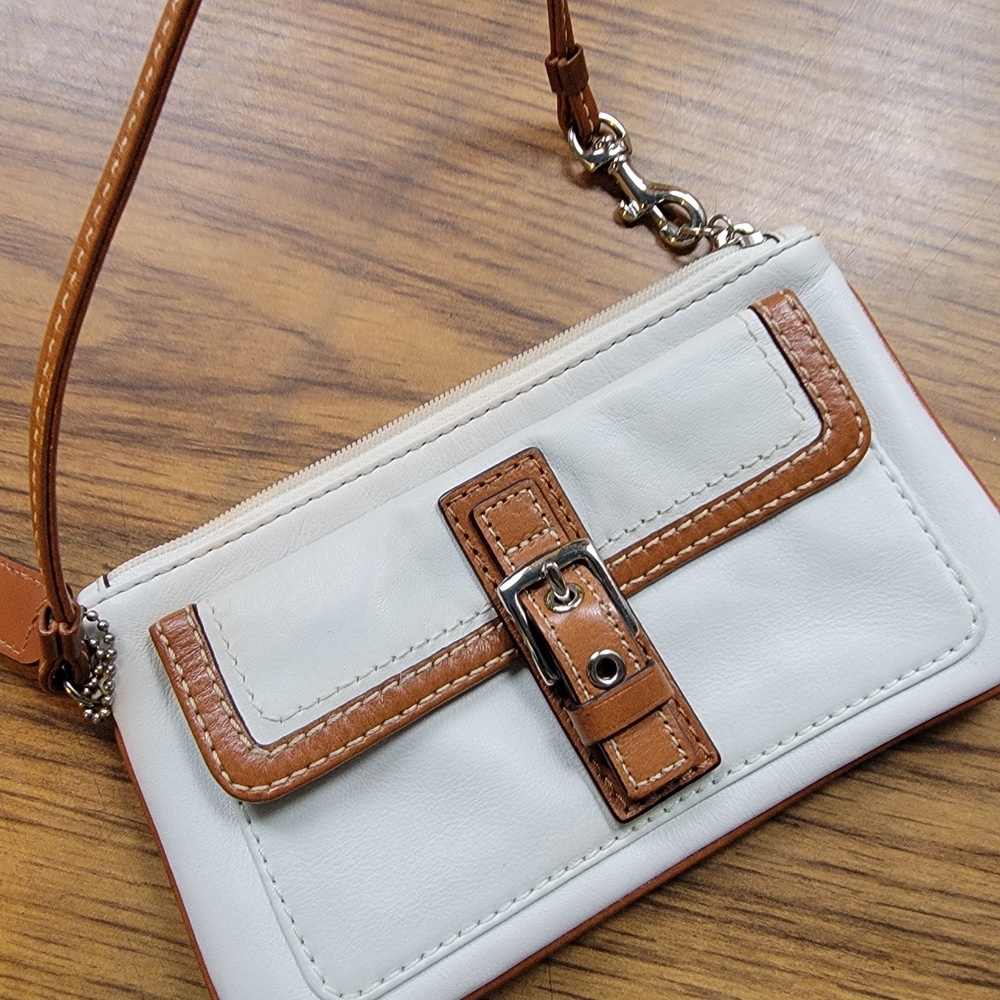 StyWhite and Tan Women's Bag